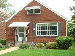 629 Beverly Dr, Erie, PA 16505-4617