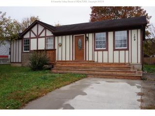 109 Allen Ct, Upper Falls, WV 25202-9714