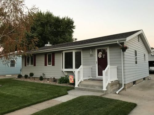 2611 9th St, Hastings, NE 68901-3534