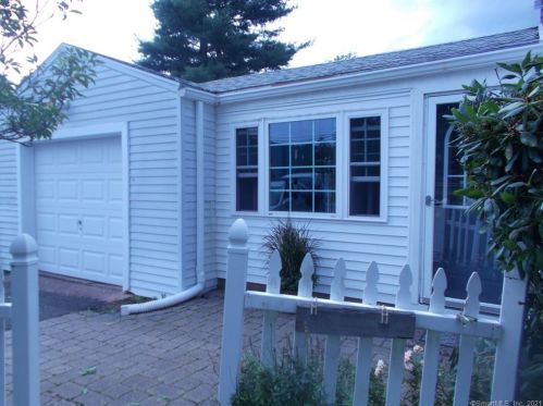 83 Old Marlborough Rd, East Hampton, CT 06424-1546