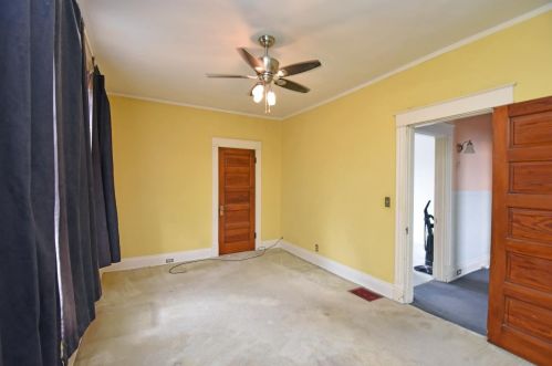 1731 Ella St, Cincinnati OH 45223-2036 exterior