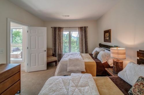 1458 Valley View Dr, Big Canoe GA  exterior