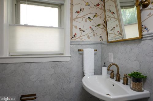 2306 Kimball Pl, Silver Spring MD exterior