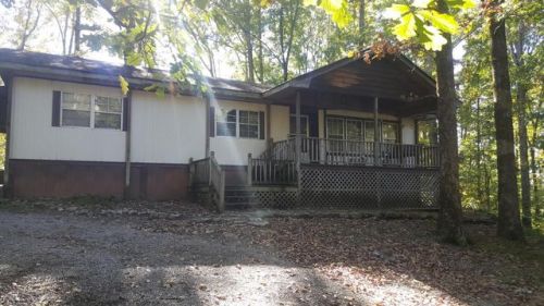166 Dogwood Ln, Wildwood, GA 30757-3820