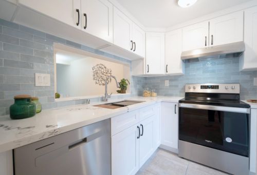 24077 Dover Ln, Hayward, CA 94541-5306
