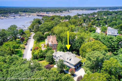 1015 Shore Dr, Brielle, NJ 08730-1125