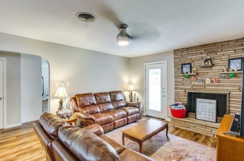 4212 Selkirk Dr, Fort Worth TX  76109-5328 exterior