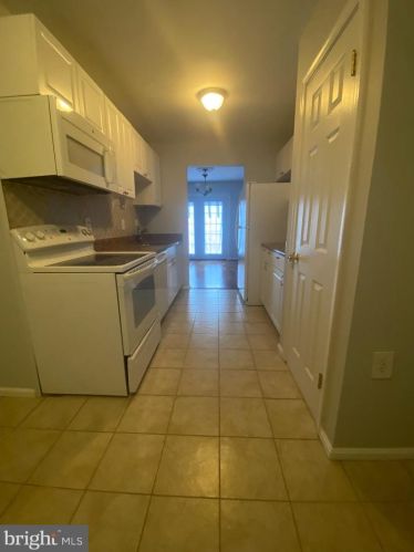 10286 Quiet Pond Ter, Springfield VA  22015-3740 exterior
