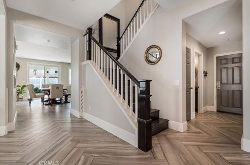 19445 Mi Casa Ct, Riverside CA  92508-6827 exterior