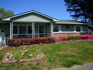 4810 Dolphin Ave, Norfolk VA  23513-2202 exterior