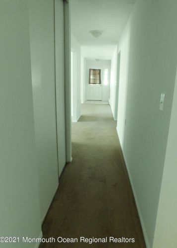 26 Flintshire Ter, Lakehurst, NJ 08759-6812