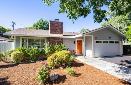 1891 Channing Ave, Palo Alto, CA 94303-3014