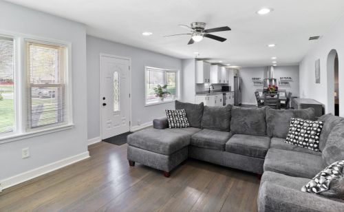 4901 73rd Ave, Gary IN  46410-4042 exterior