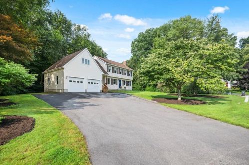 43 Cherry Tree Ln, Colchester, CT 06415-2046