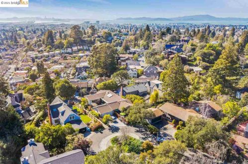 220 El Camino Real, Berkeley, CA 94705-2825