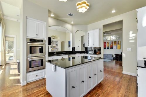 5903 Cane Pace, Austin TX  78746-1167 exterior