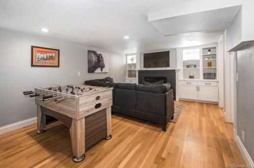 2079 Krameria St, Denver CO  80207-3928 exterior