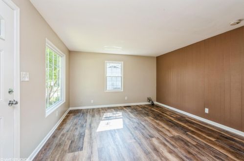 3013 Coral Dr, Hobart IN  46342-3521 exterior