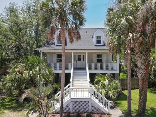 5 Tabby Ln, Isle Of Palms, SC 29451-2314
