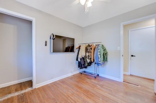 2566 Dewey Ave, Atlanta GA  30344-1048 exterior