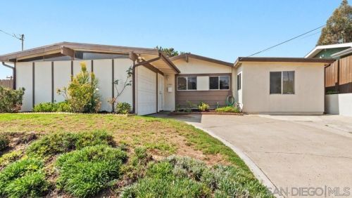 5081 Canosa Ave, San Diego, CA 92117-4018