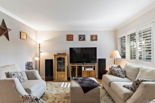 1631 Carmel Cir, Upland CA  91784-1703 exterior