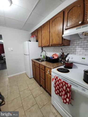 5721 5 St, Philadelphia PA 19120-2307 exterior