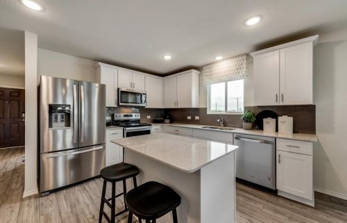 1112 Vernon Dr, Aubrey, TX 76227-7583