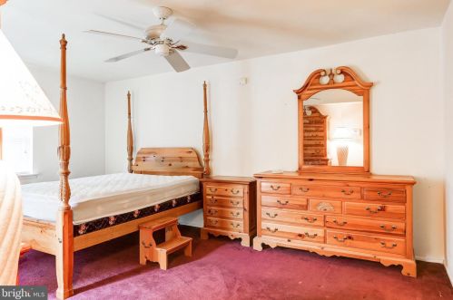 173 Valleybrook Dr, Lancaster PA  17601-4619 exterior