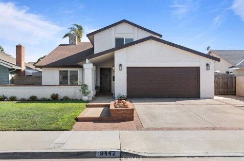 8442 Norfolk Dr, Huntington Beach, CA 92646-4421