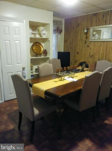 125 Hobart Ave, Trenton NJ  08629-1732 exterior