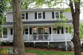 429 George St, Buford, GA 30518-2713
