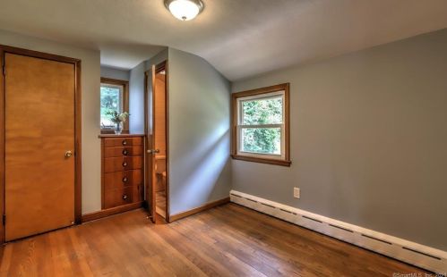 91 Wrinn St, Wallingford CT  06492-3141 exterior