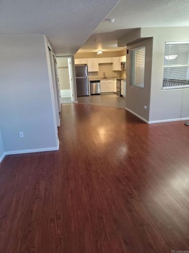 960 Dawson Way, Aurora CO 80012-3775 exterior