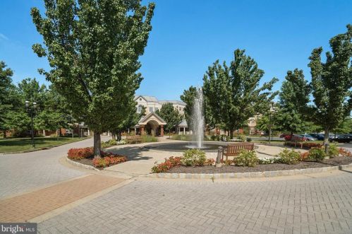 2300 Windrow Dr, Princeton NJ 08540-5020 exterior