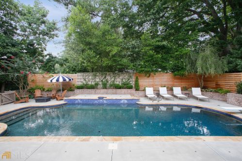 1090 Berkshire Rd, Atlanta GA  30306-3002 exterior