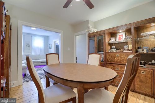 306 Beaver St, Lancaster PA  17603-5338 exterior