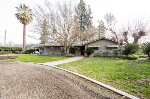 3606 Dakota Ave, Modesto, CA 95358-9705
