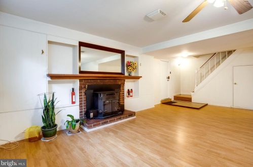 7321 Lamar Dr, Springfield VA  exterior