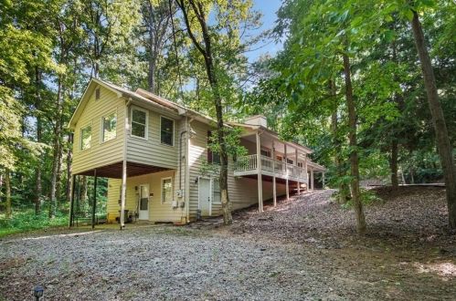 259 Peardon Rd, Holly Springs, GA 30115-9677