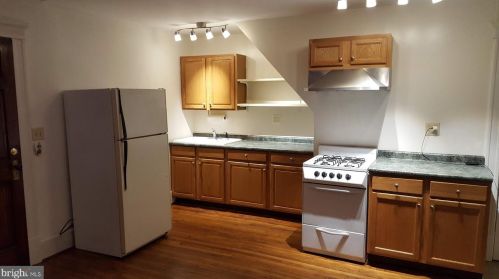 2235 2nd St, Harrisburg, PA 17110-1088