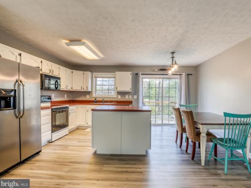 653 Warden Circle Rd, Wardensville WV  26851-8354 exterior