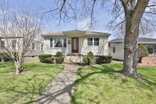 3670 Jackson St, Lansing, IL 60438-2458
