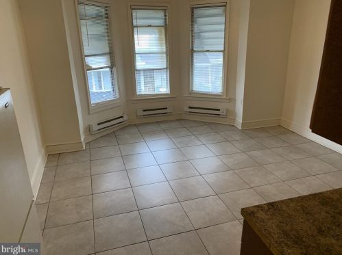 5560 Chancellor St, Philadelphia, PA 19139-3923