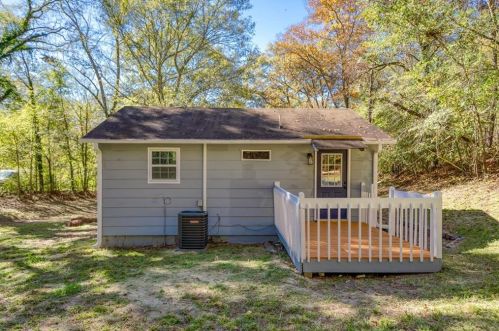 1786 Richard Rd, Conyers GA  30012-2824 exterior