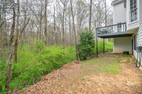 3095 Rock Creek Dr, Rex GA 30273-2439 exterior