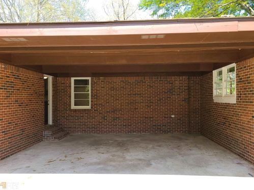 6427 Bennett Dr, Rex GA 30273-1723 exterior