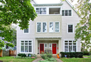 2669 Pr Ave, Evanston IL  60201-1436 exterior