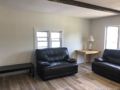25 Billow Rd, Niantic CT  06357-3444 exterior