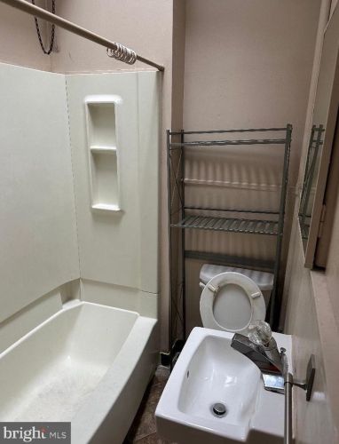 4251 Main St, Philadelphia PA  19127-1513 exterior